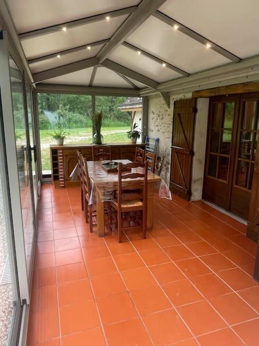 Des Terres Noires Holiday home *